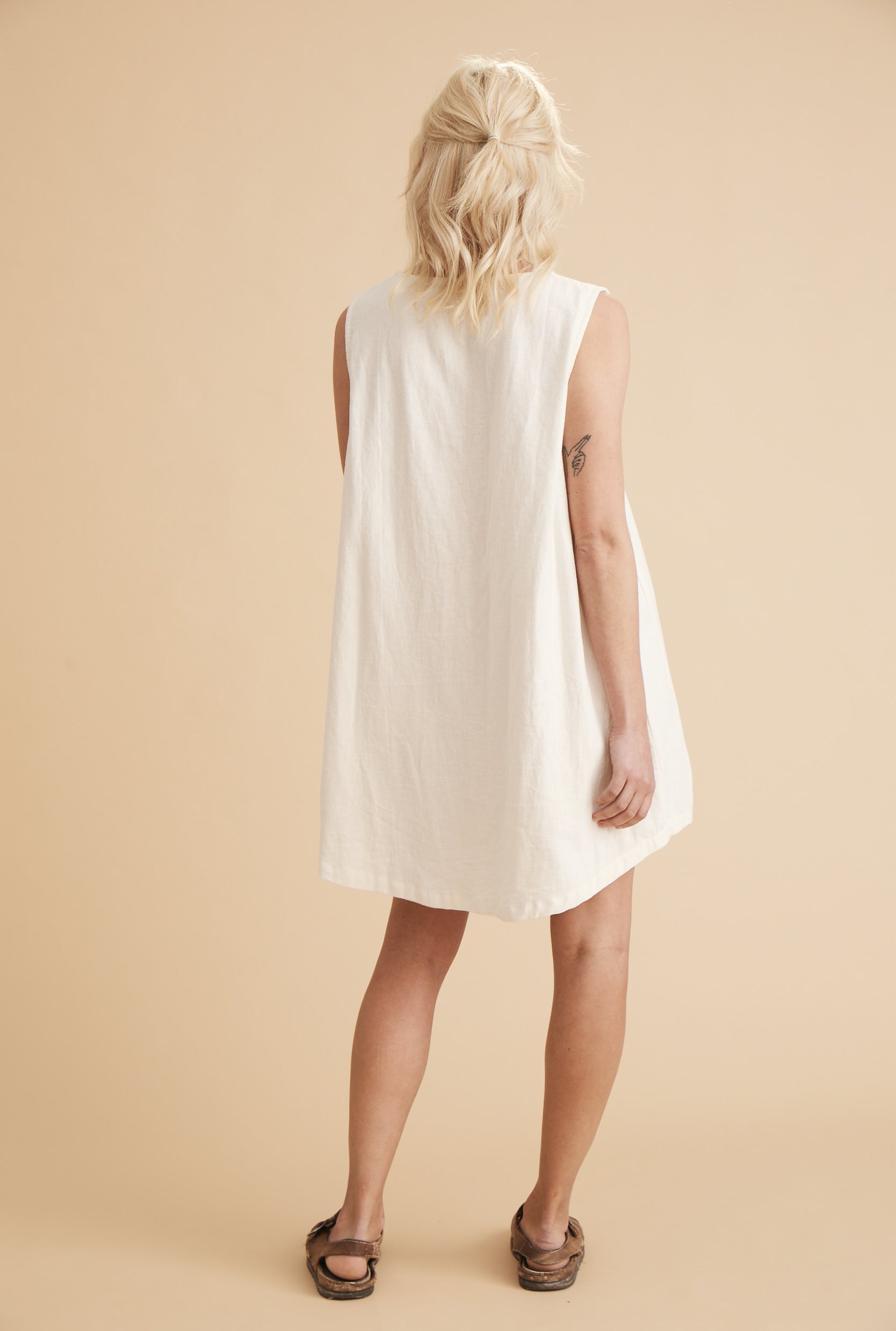 Classic Linen Shift Dress image 10