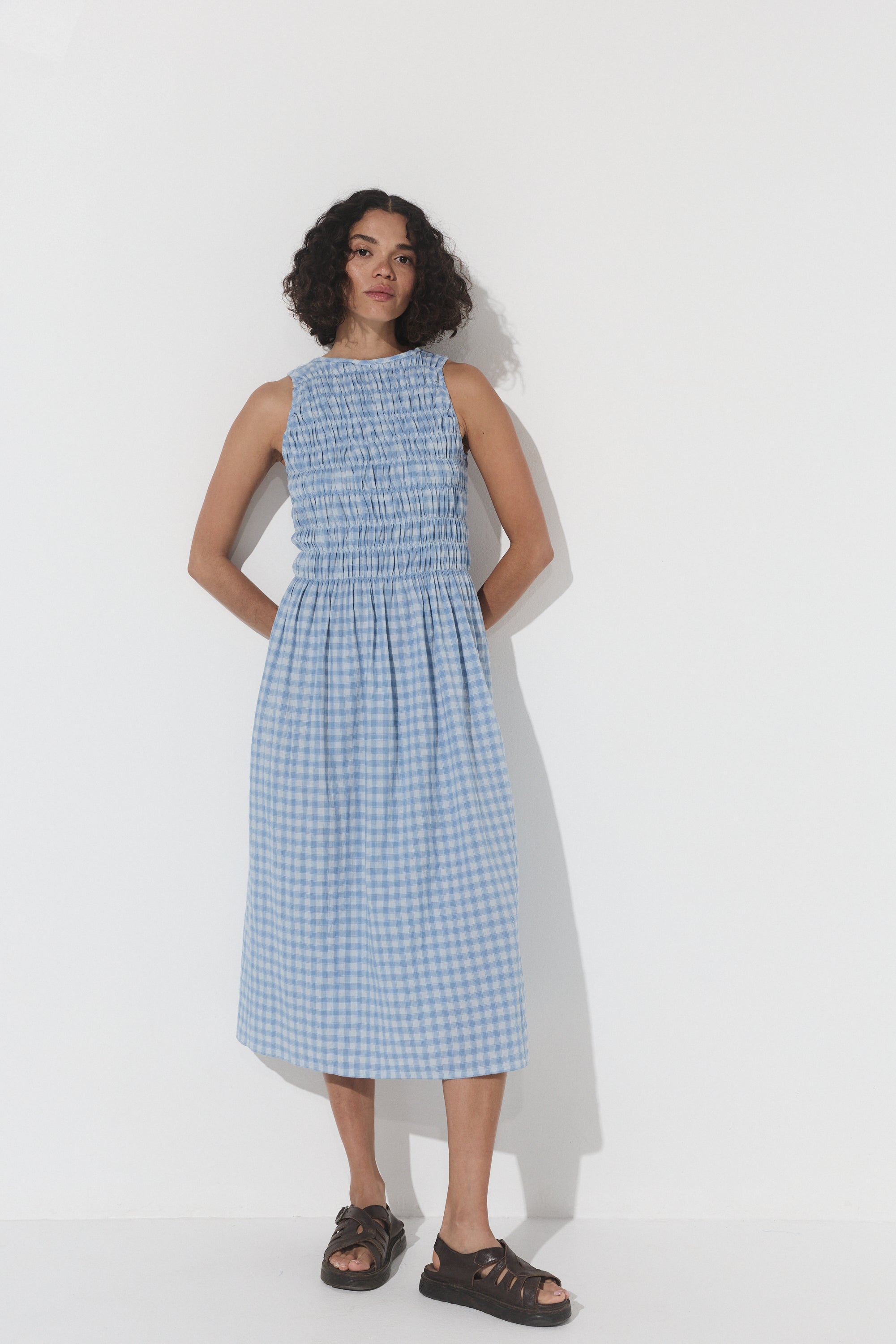 Capucine Midi - Sky image 0