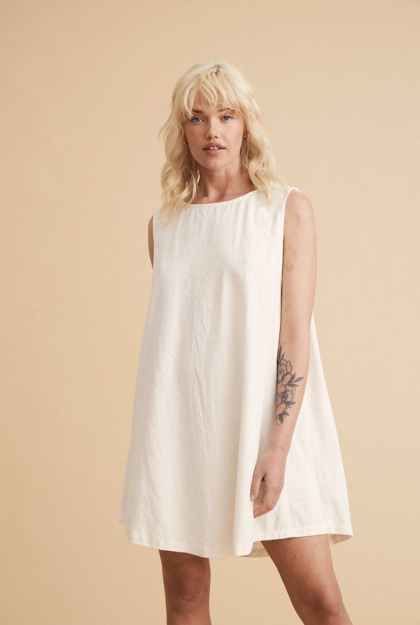 Classic Linen Shift Dress image 8